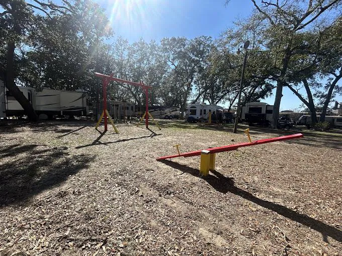 Baywood RV Park Picture 10