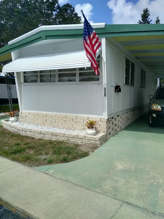 Golden Crest Manufactured Home Community Picture 1