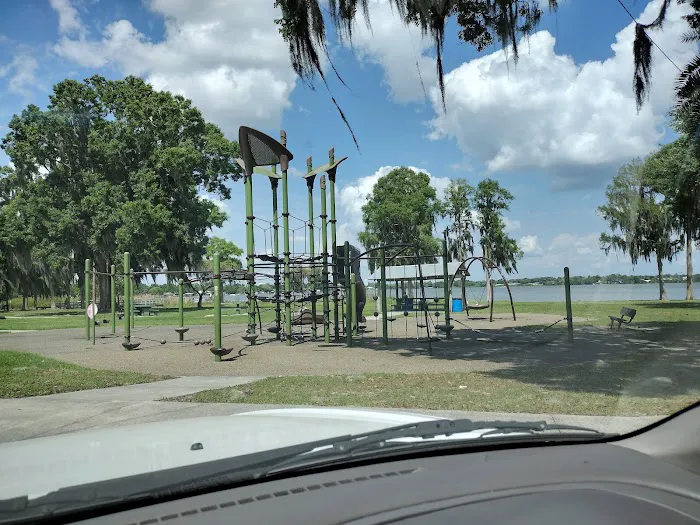 Shipp-Reck Harbor Mobile Home Picture 4