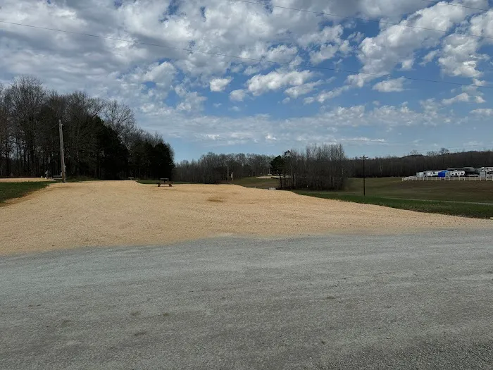 Bluegrass River RV Picture 7