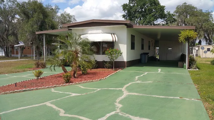 Winter Haven Manufactured Home Community Picture 7