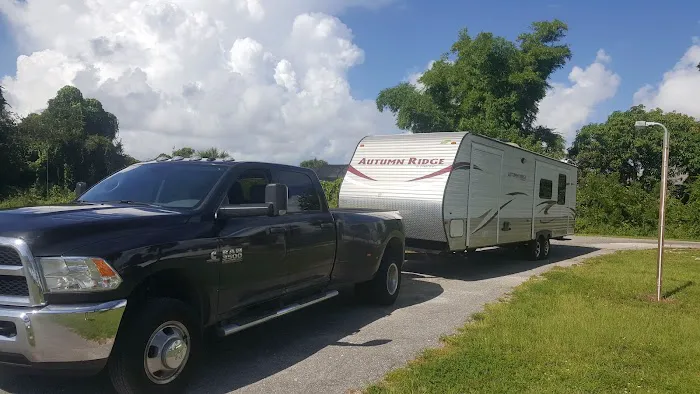 Palm Shores RV Park Picture 1