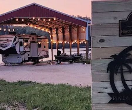 Pineapple Landing