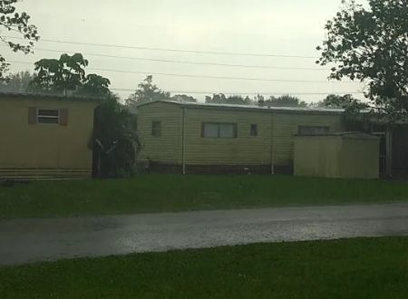 Orange Manor