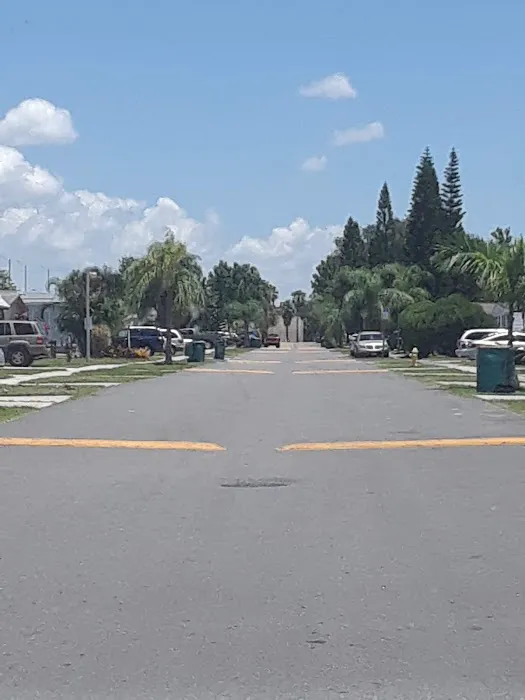 Groveland MHP Picture 4