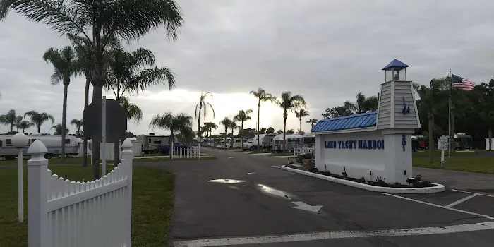 Land Yacht Harbor of Melbourne Picture 2