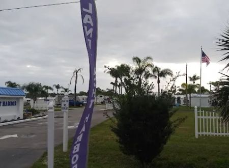 Land Yacht Harbor of Melbourne