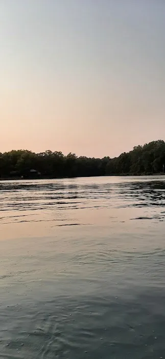Lake Campalot Picture 3
