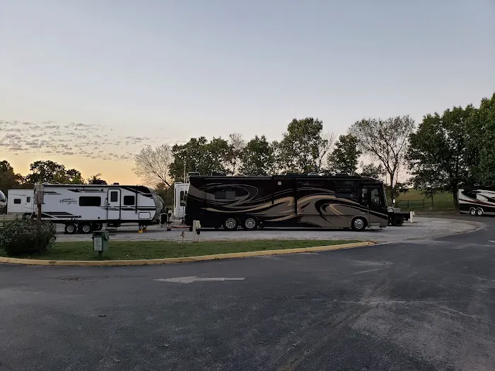 Coachlight RV Park Picture 1