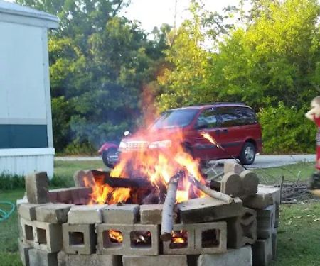 Hickory Lane Mobile Home Park