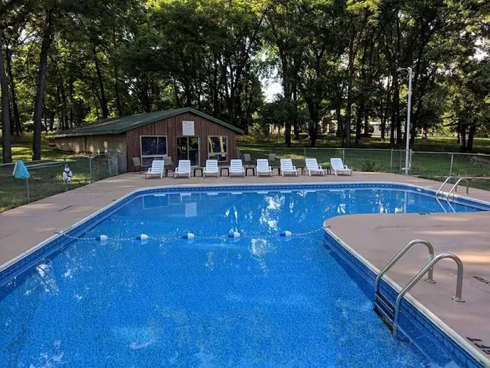 Sherwood Forest Mobile Home Community Picture 10
