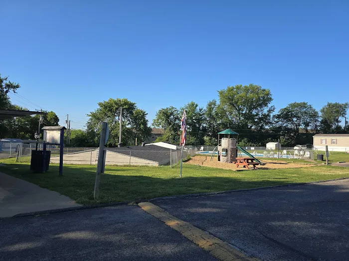 Country Acres Mobile Home Community Picture 9