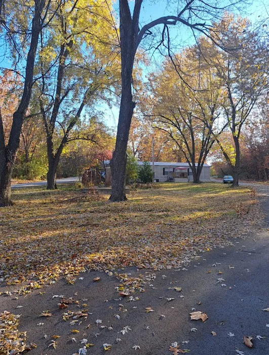 Shady Lane RV and Mobile Home Park Picture 8