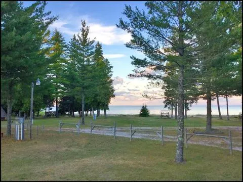Woodstar Beach Campground Picture 3