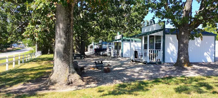 Thompson's RV Park Picture 1