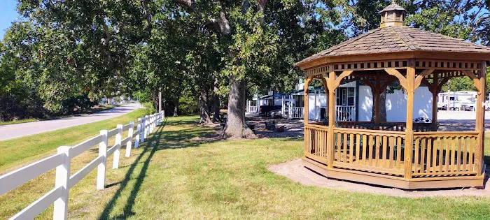 Thompson's RV Park Picture 4