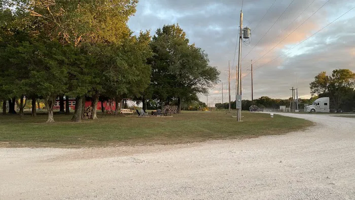 The Old Homestead RV Park Picture 3