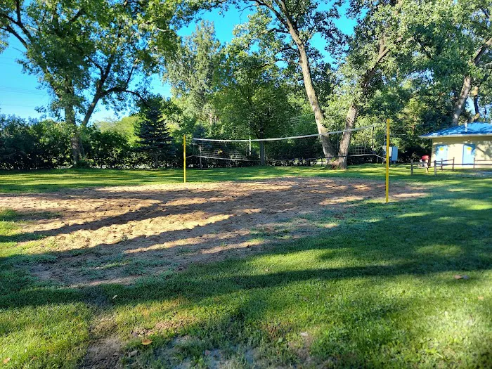 Camelot Campground Quad Cities Picture 7