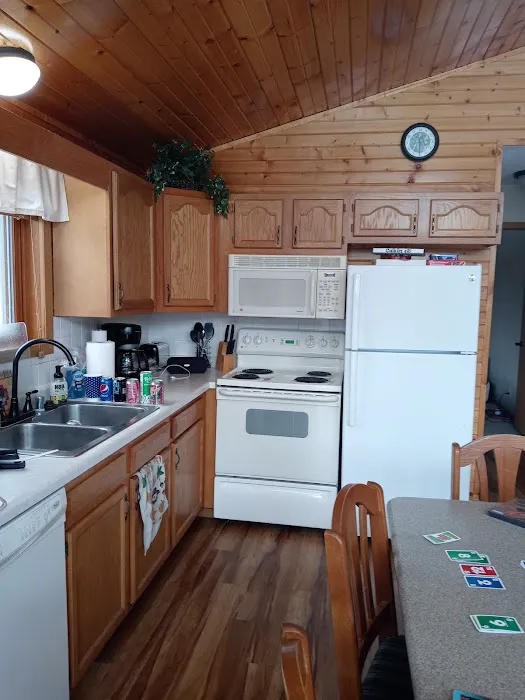 Pine Grove Campground Picture 6