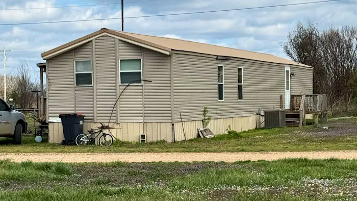 CedarView Mobile Home Park Picture 2