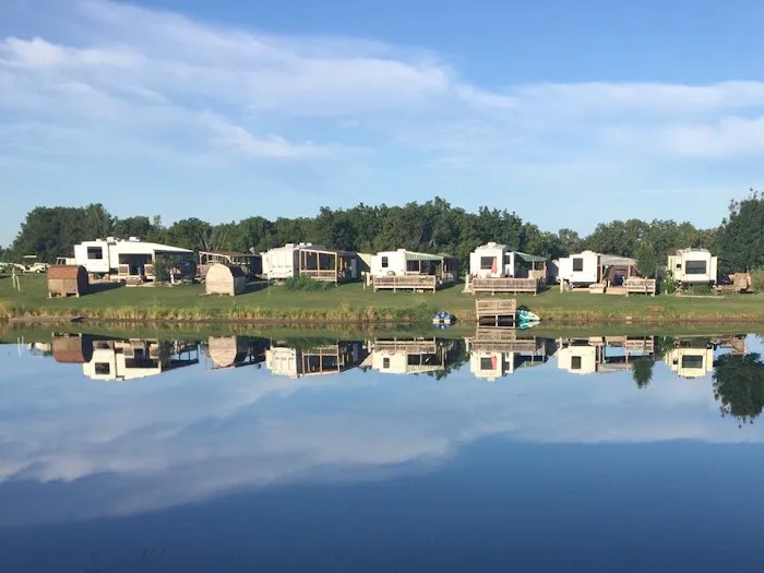 Shady Lakes RV Resort Picture 4