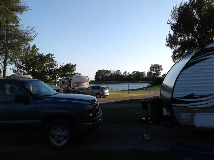 Citizen's Lake Campground Picture 10