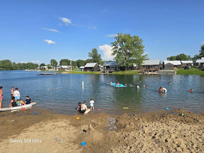 Giant Goose Ranch Picture 2
