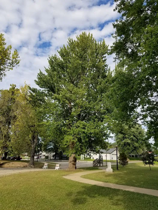 Riverfront Park Campground Picture 2
