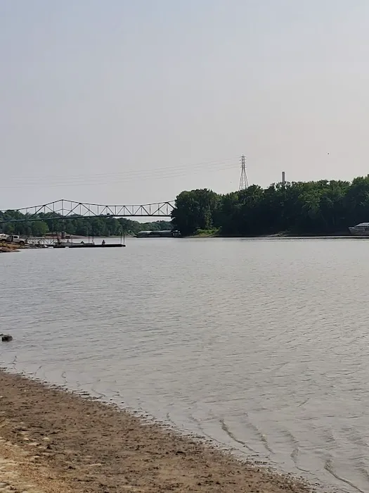 Riverfront Park Campground Picture 1