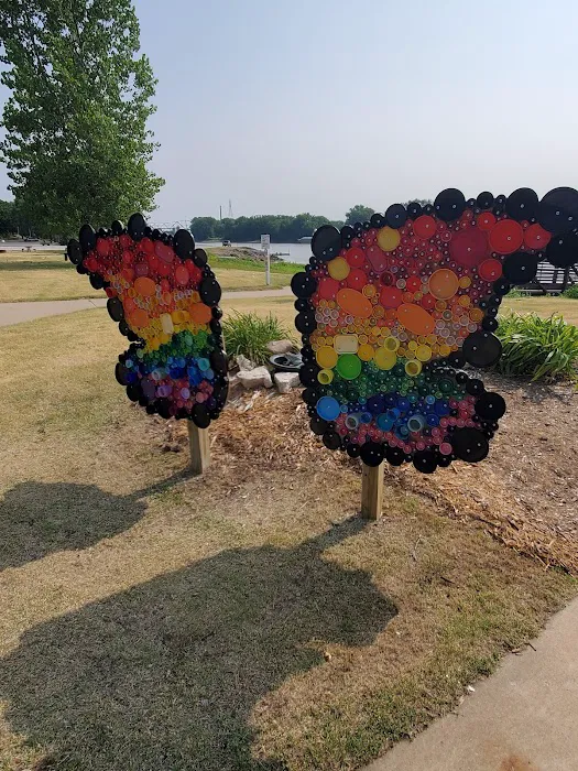 Riverfront Park Campground Picture 7