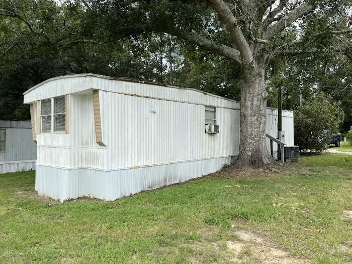 Hidden Acres Mobile Home Park Picture 3