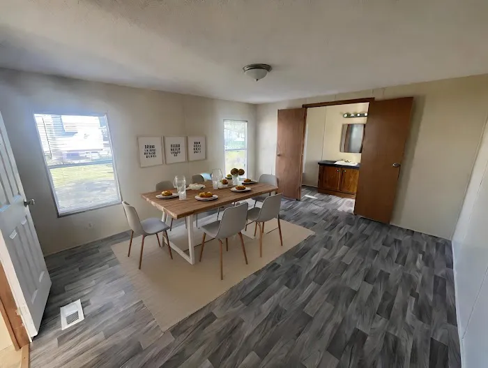 Pecan Ridge Mobile Home Community Picture 2