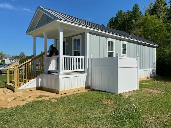 Cottage Station Picture 1