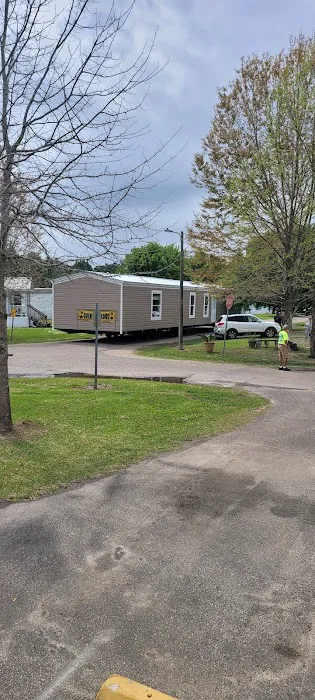 Cottage Station Picture 3