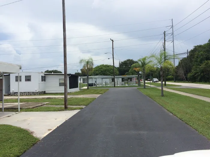 Alcove Park For Mobile Homes Picture 2