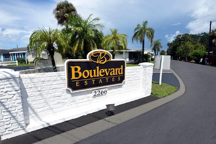 Boulevard Estates Manufactured Home Community Picture 6