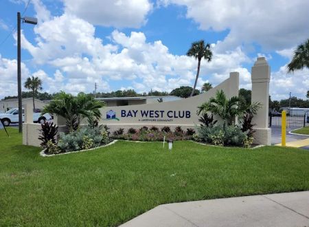 Bay West Club