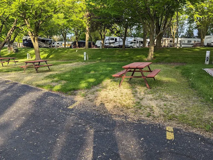 Palace Campground Picture 8