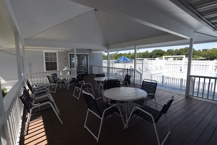 Pedaler's Pond Manufactured Home Community Picture 10