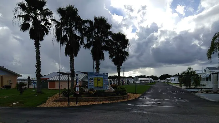 Good Life RV Resort Picture 2