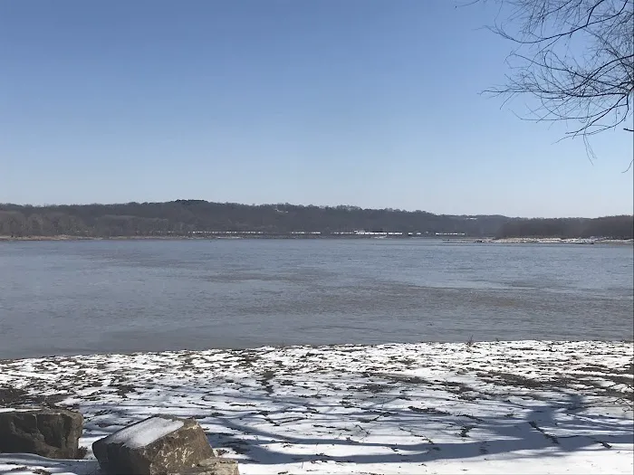 Kaskaskia River Project Campground Picture 6