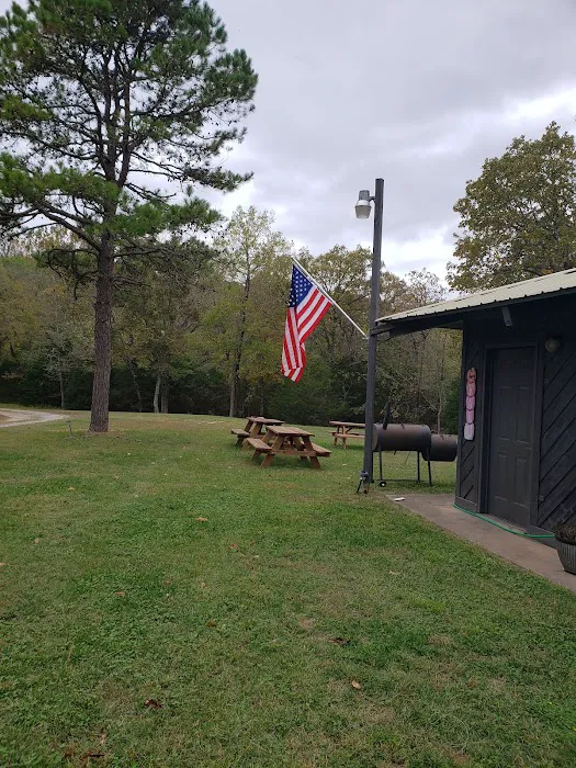 Wilderness Adventure RV Park Picture 10