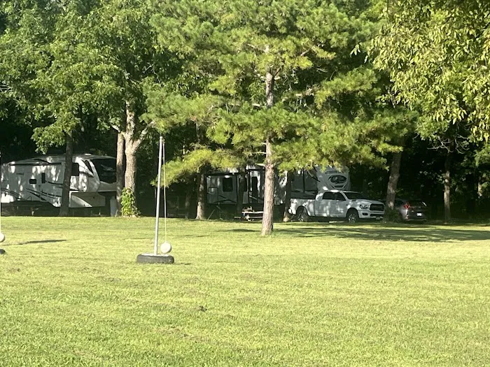 Red Barn Retreat | RV Park | Tahlequah, OK Picture 10