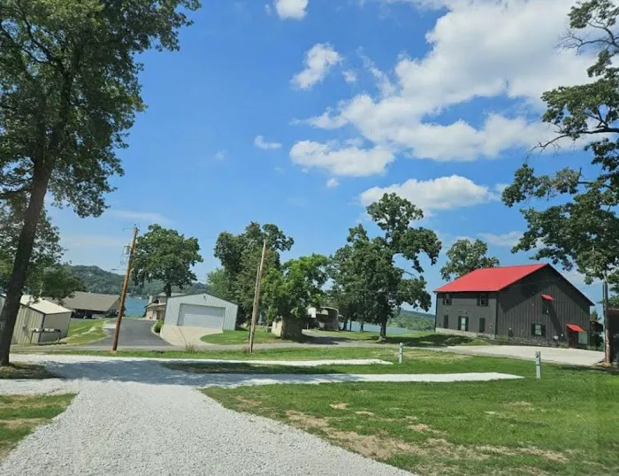 Willow Spring Cabins & RV LLC Picture 2