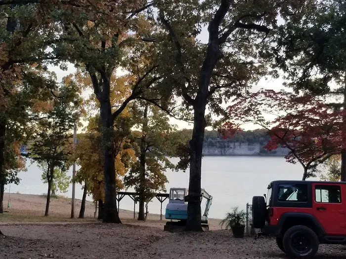 Ice Box Bluff Resort Picture 6