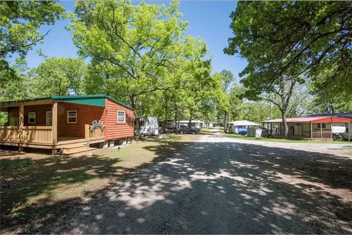 Osage Hollow RV Resort LLC Picture 3