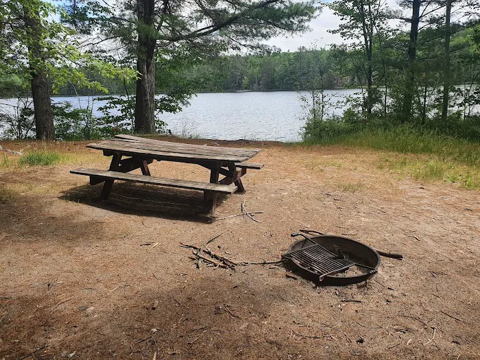 Swan Lake Campsites 2-4 Picture 1
