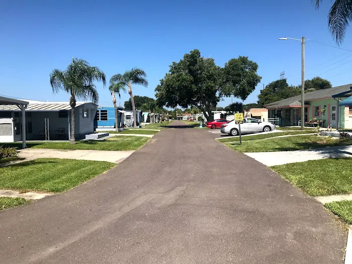 Far Horizon Mobile Home Park Picture 5