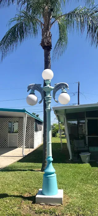 Far Horizon Mobile Home Park Picture 8