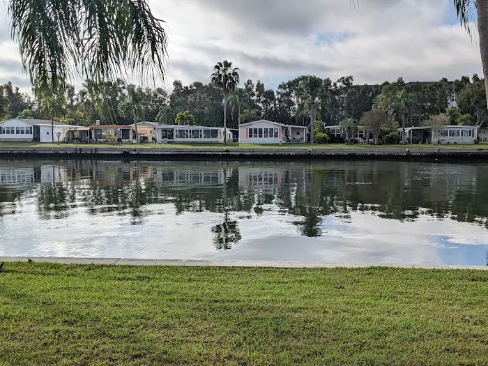 Bay Aristocrat Village Picture 8